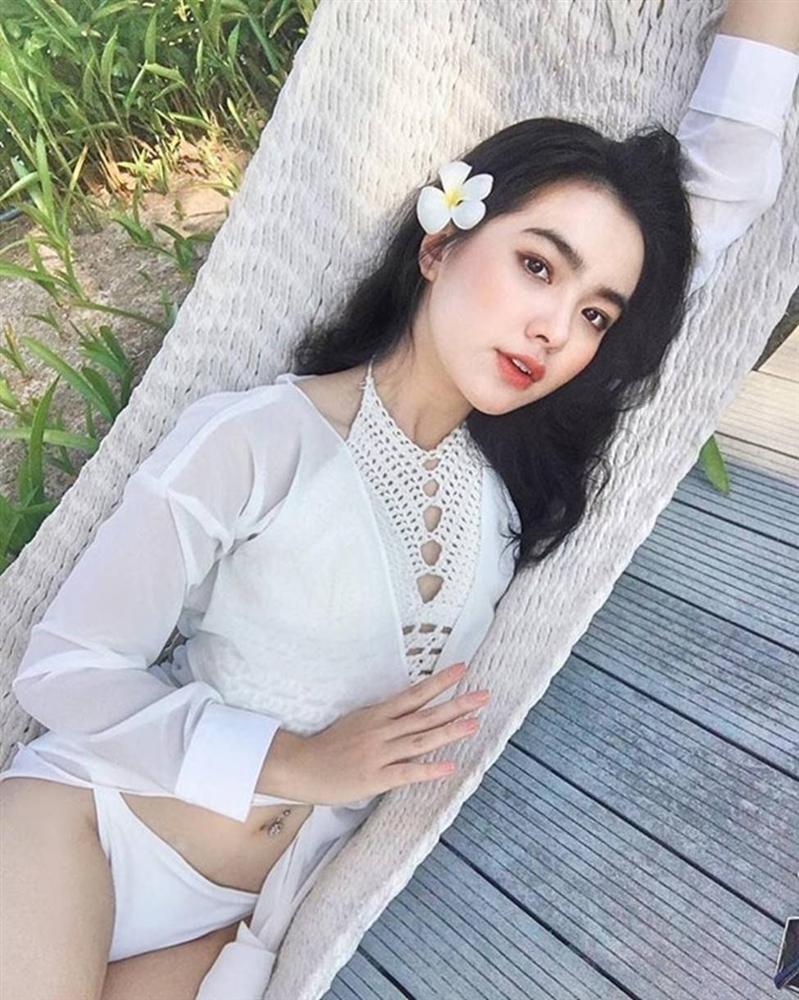 Vẻ đẹp nữ tính của 2 bông hồng lai Việt - Thái nhờ tập gym-2