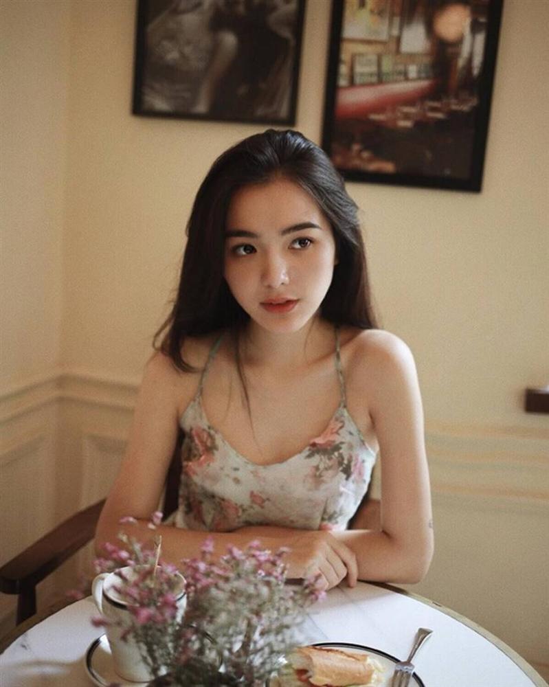 Vẻ đẹp nữ tính của 2 bông hồng lai Việt - Thái nhờ tập gym-5