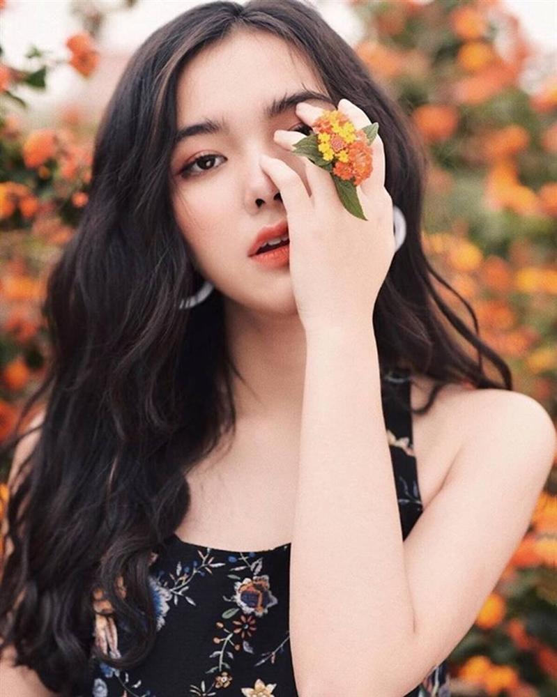 Vẻ đẹp nữ tính của 2 bông hồng lai Việt - Thái nhờ tập gym-7