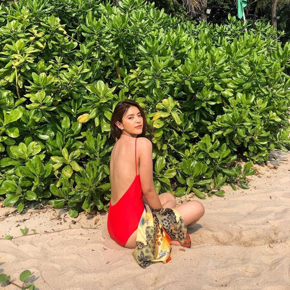 Vẻ đẹp nữ tính của 2 bông hồng lai Việt - Thái nhờ tập gym-14