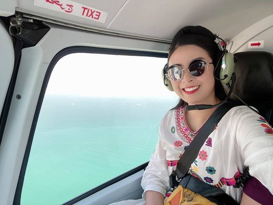 Bị sốt cao, Tường San vẫn gợi cảm khi chụp váy dạ hội ở Hoa hậu Quốc tế-11