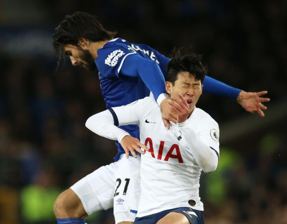 Son Heung-min bật khóc vì làm gãy cổ chân Andre Gomes-1