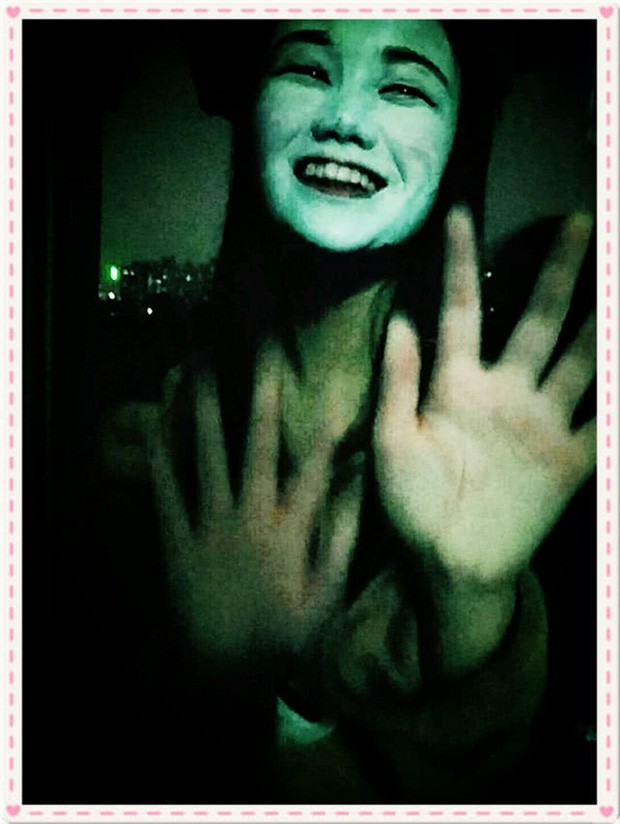 Người phụ nữ nằm trên giường với khuôn mặt trắng bệch khiến ai nhìn cũng hú hồn kinh sợ, nhưng lý do phía sau mới thật bất ngờ-5