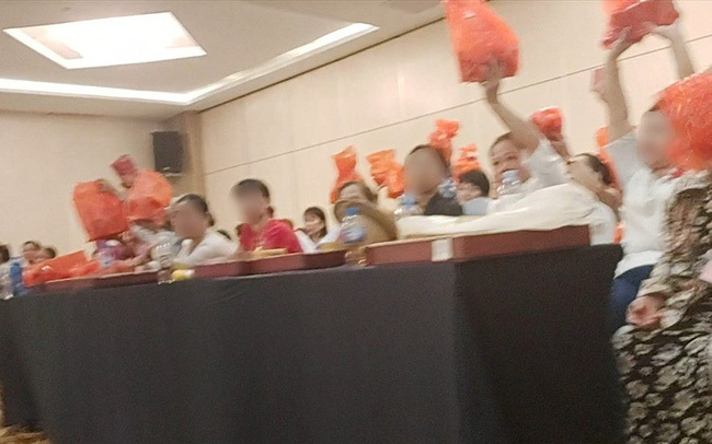 Chiêu thức bán sâm với giá cắt cổ tràn vào các tỉnh phía Nam-1