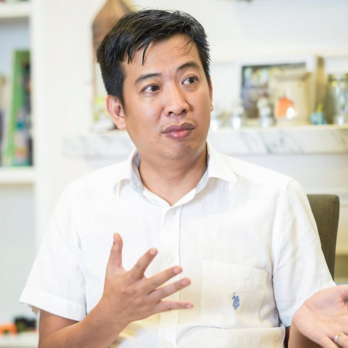 Nhà văn Hoàng Anh Tú: Trẻ con hư không phải lỗi tại chúng, lỗi tại người đẻ ra mãi không chịu thành bố mẹ-3