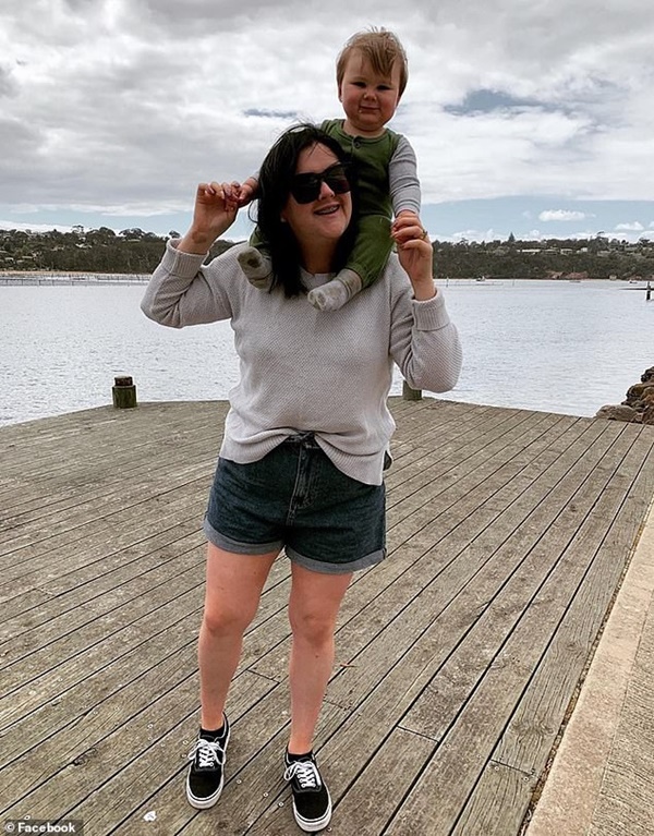 Bác sĩ nói con khỏe, mẹ sốc nặng khi phát hiện con bị ung thư di căn tới 96% cơ thể-5