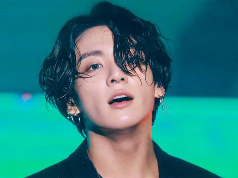 NÓNG: Jungkook (BTS) bị cảnh sát điều tra vì gây tai nạn, cả nam idol và tài xế taxi đều nhập viện vì bị thương