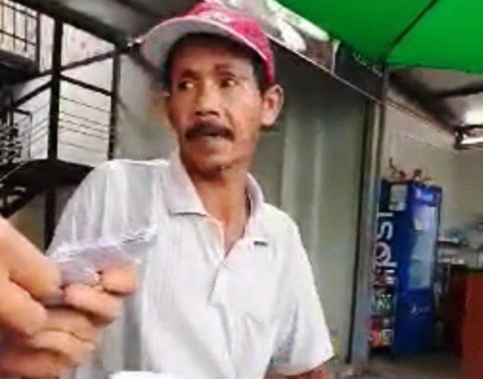 Tiết lộ bất ngờ của ông bố có con gái tưới nước sôi lên người con trai-2