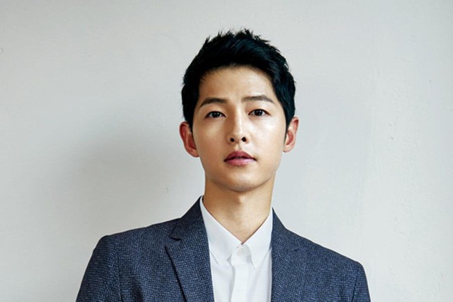 Chuyện về 2 ông chồng quốc dân Song Joong Ki - Ahn Jae Hyun hậu ly hôn: Danh tiếng tụt dốc, trầy trật bước qua thị phi-1