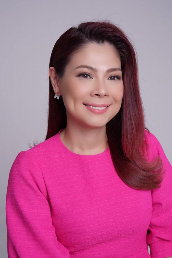 Búp bê Thanh Thảo trẻ trung bất chấp ở tuổi 42-1