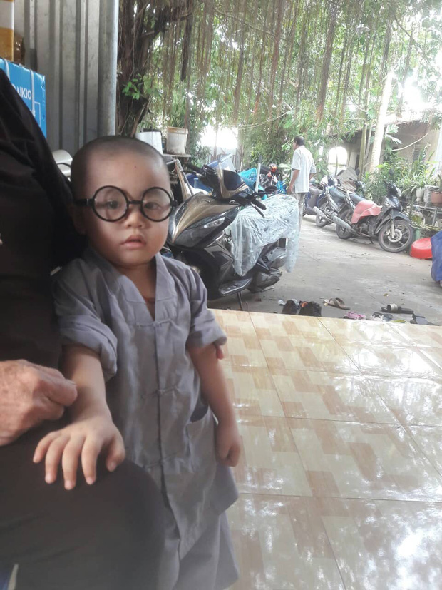 Cô gái 20 tuổi được cha mẹ cho ở lại tu tại Tịnh thất Bồng Lai-2