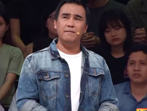 Quyền Linh khóc, kể về người bố thứ hai và cảnh quay ôm hoa hậu Hương Giang chết bên suối-7