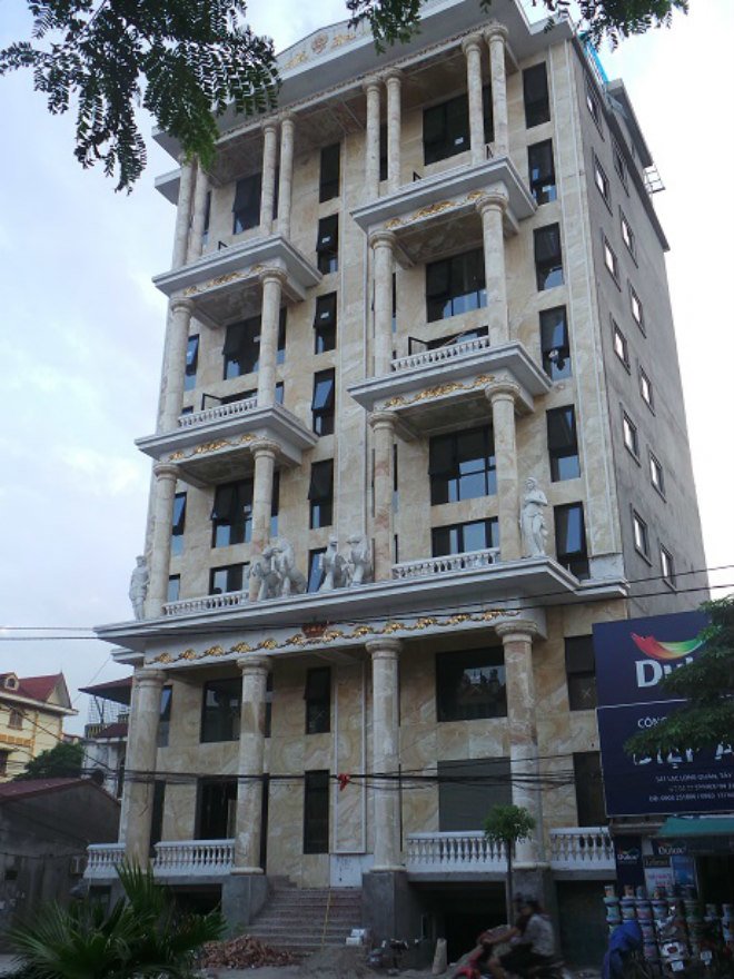 4 đại gia Việt giàu kếch xù, mạnh tay bỏ ra hàng trăm tỷ đồng xây biệt thự dát vàng-7