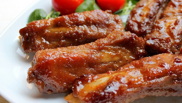 Bỏ thứ này vào nướng sườn khiến món ăn cực kỳ hấp dẫn, cả gia đình thích thú-1