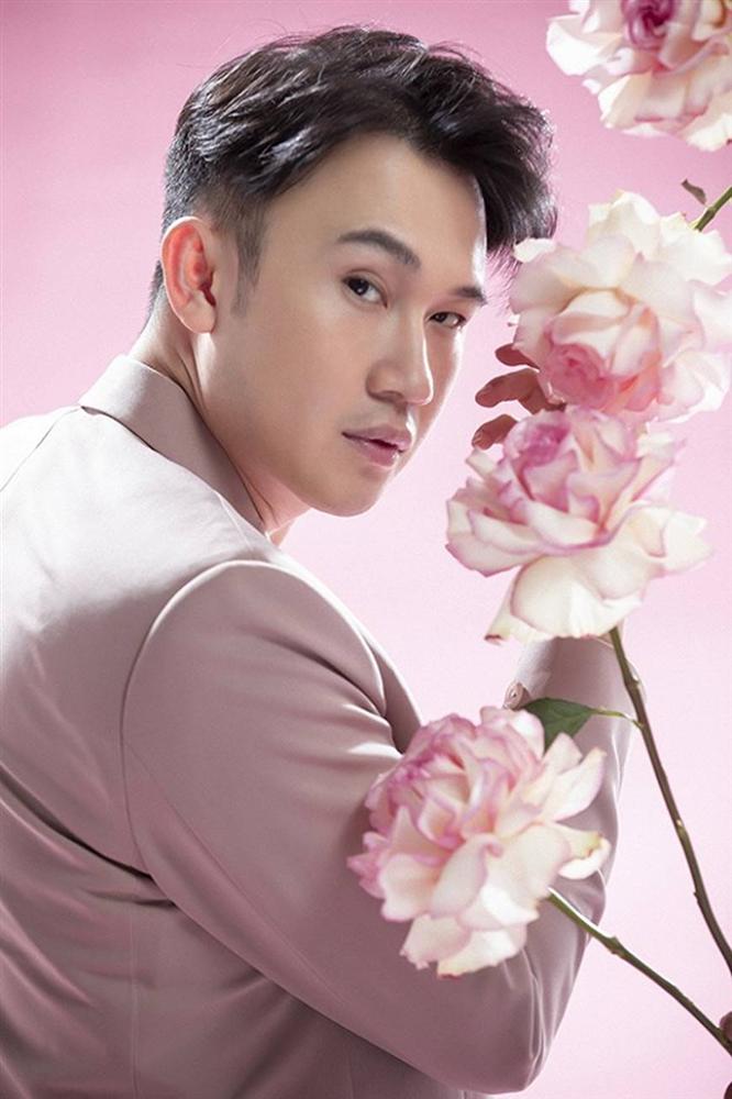 Dương Triệu Vũ hớp hồn người xem với phong cách ngọt ngào tựa hoàng tử hoa-9