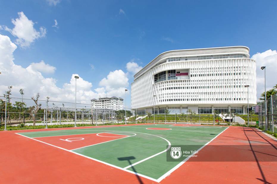 Khám phá Ngôi nhà hình lục giác trị giá hơn 400 tỷ đồng đang làm mưa làm gió sinh viên Sài Gòn-13