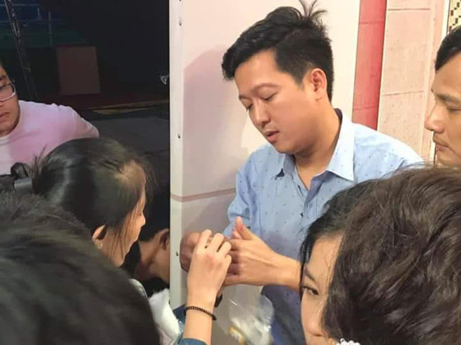 Trường Giang lộ ảnh mệt mỏi sau chấn thương chảy máu, khán giả dùng nhiều lời lẽ không hay-4