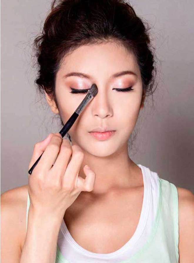 Đâu chỉ riêng Phạm Băng Băng, sao Việt cũng hóa tượng sáp vì trát phấn dày như vôi-13