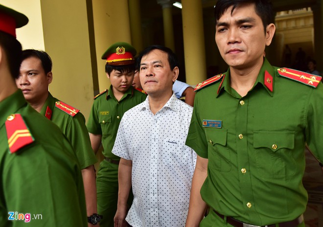 Vì sao Nguyễn Hữu Linh chưa bị bắt khi tòa tuyên y án 18 tháng tù?-1