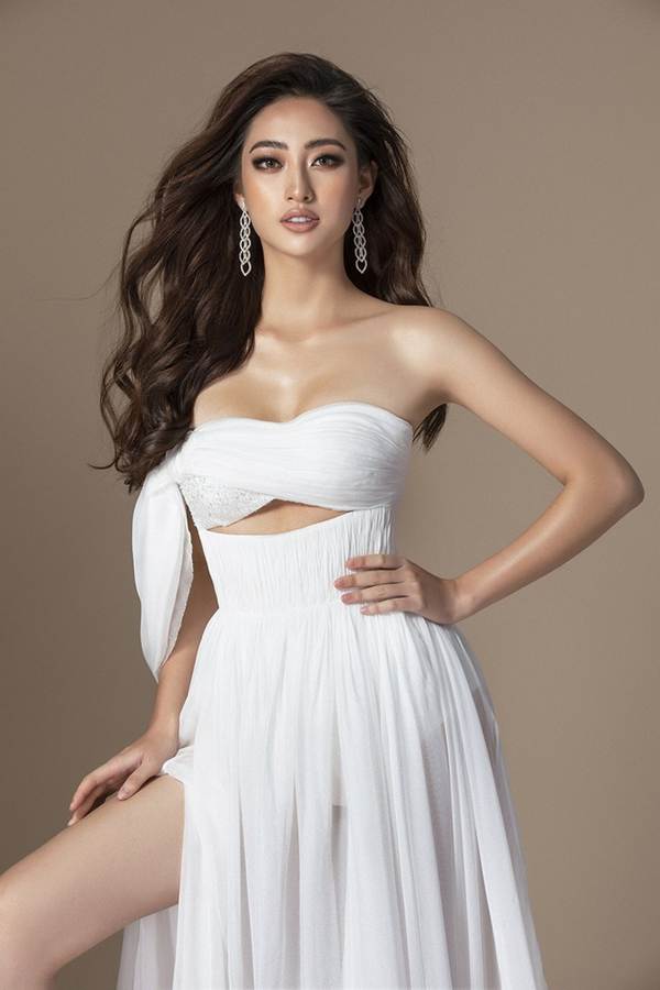 Lương Thuỳ Linh khoe chân dài thẳng tắp trong bộ ảnh chào sân Miss World-5