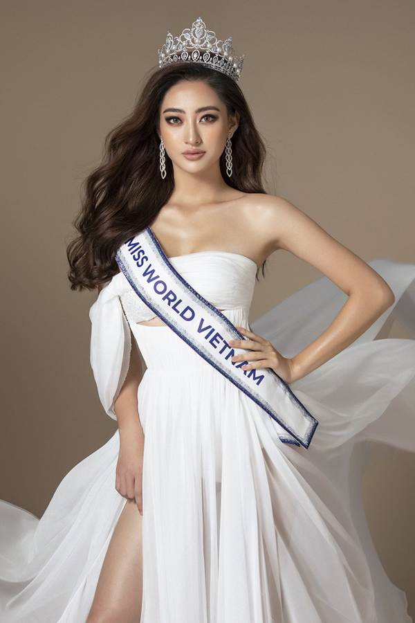 Lương Thuỳ Linh khoe chân dài thẳng tắp trong bộ ảnh chào sân Miss World-7