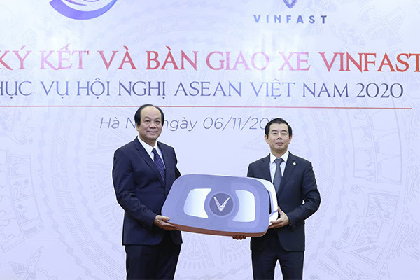Văn phòng Chính phủ muốn thuê xe Vinfast, không mua xe công-2