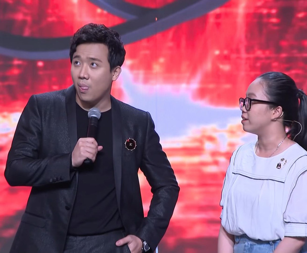 Nhà báo Lại Văn Sâm ôm đầu, tự tát, Trấn Thành chắp tay, cúi người... trước dàn Siêu trí tuệ Việt Nam-1