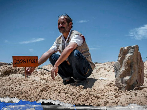 Phát hiện 64 thi thể chết ngạt trong xe tải đến Mozambique-2