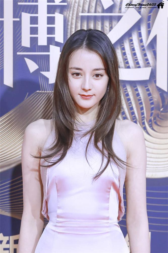 Địch Lệ Nhiệt Ba mất khỏi Tứ đại mỹ nhân Tân Cương, cô gái soán ngôi gây bất ngờ-4