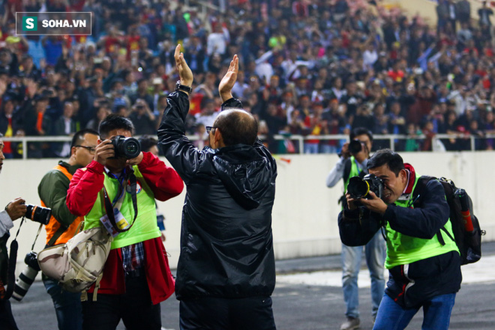 Hôm nay công bố hợp đồng với thầy Park: Mối duyên lành này chẳng phải trời đã định sao?-6