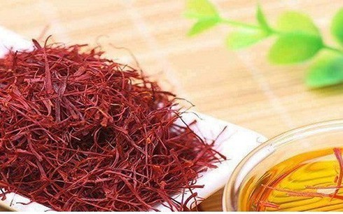 Ngã ngửa với công dụng thực của nhụy hoa nghệ tây giá gần nửa tỷ 1kg-1