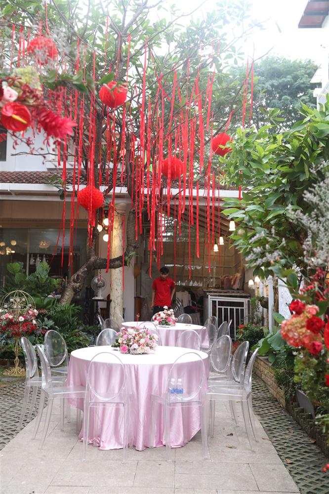 Lễ rước dâu Đông Nhi - Ông Cao Thắng: Lộ diện bố chồng quyền lực của Đông Nhi-48