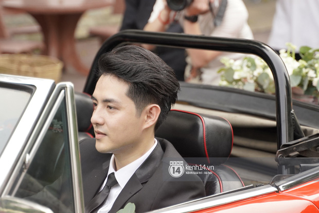 Lễ rước dâu Đông Nhi - Ông Cao Thắng: Lộ diện bố chồng quyền lực của Đông Nhi-28