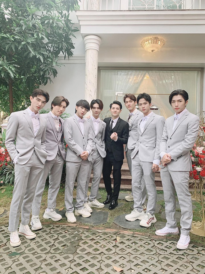 Yêu cầu oái oăm của nhà Đông Nhi khiến Ông Cao Thắng phải nhăn mặt trong đám hỏi-6