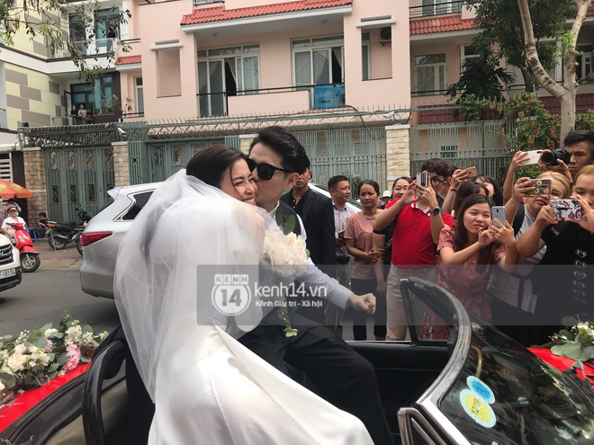 Lễ rước dâu Đông Nhi - Ông Cao Thắng: Lộ diện bố chồng quyền lực của Đông Nhi-17