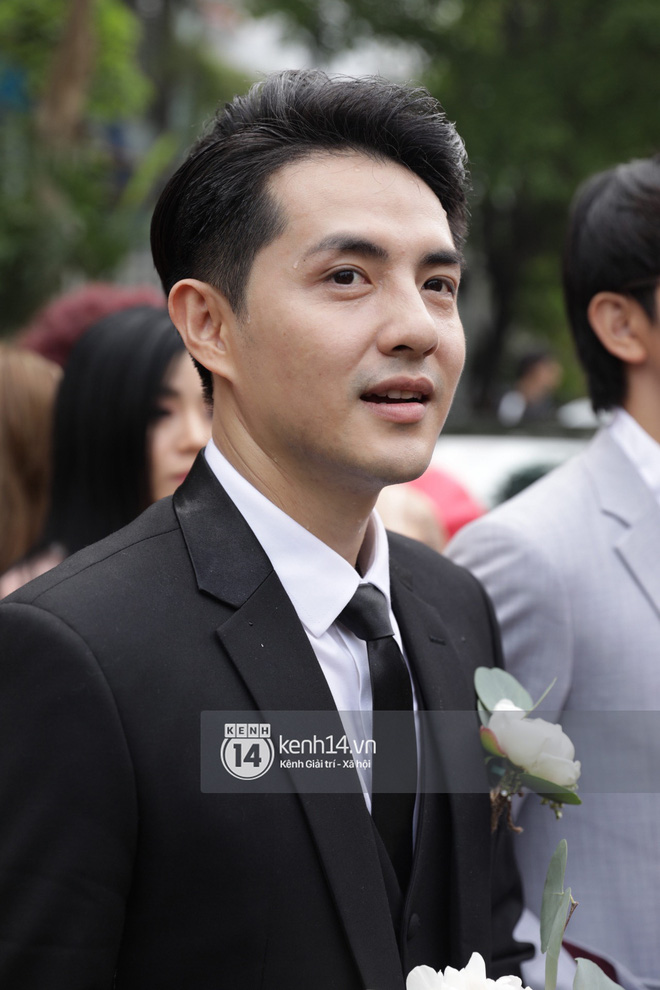 Lễ rước dâu Đông Nhi - Ông Cao Thắng: Lộ diện bố chồng quyền lực của Đông Nhi-21