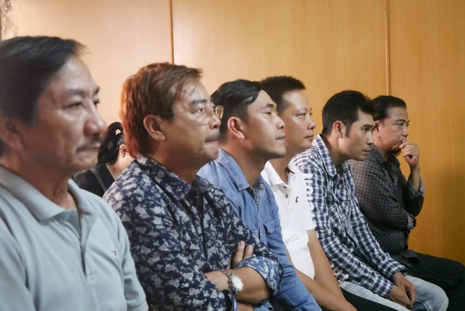 Hồng Tơ hầu tòa vì đánh bạc-2