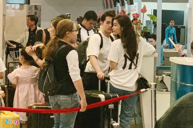 Đông Nhi, Ông Cao Thắng vội tới Phú Quốc chuẩn bị lễ cưới-4