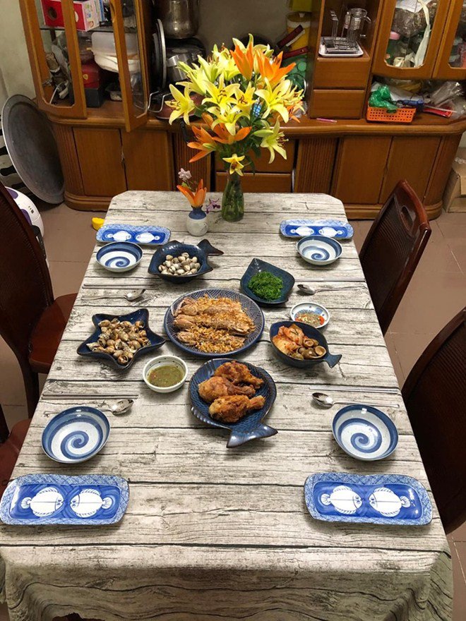 Hoa hậu bỏ showbiz về nấu cơm cho chồng, nhìn mâm cơm ai cũng ngỡ ngàng-17