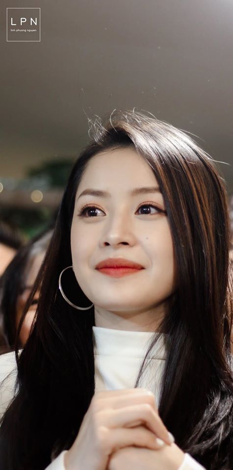 Chi Pu tung loạt ảnh quá ư là xinh chụp trong buổi họp fan tại Hà Nội-6