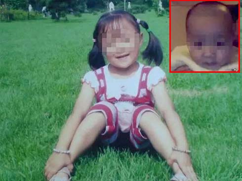 Gia đình lầu trên quá ồn ào, người phụ nữ lầu dưới tức giận phàn nàn thì bị hàng xóm lấy dao phay ra để trả đũa-3