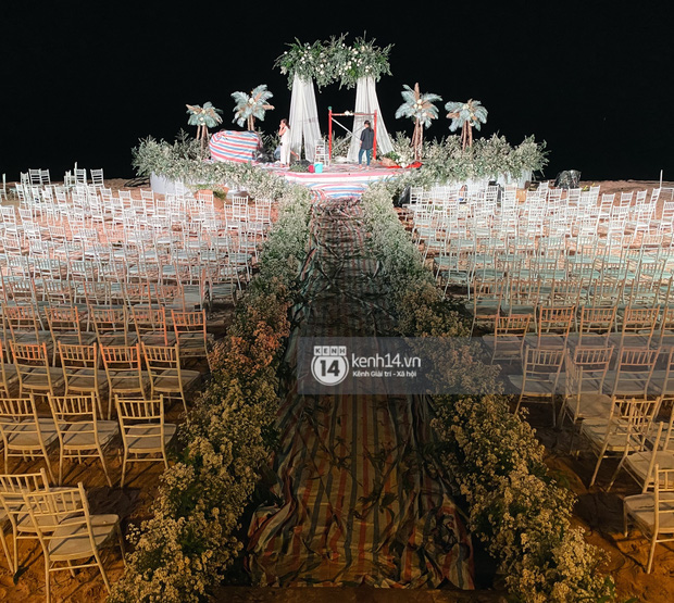 Đột nhập địa điểm diễn ra lễ cưới của Đông Nhi - Ông Cao Thắng: Hoa phủ kín, ánh sáng lên tạo không gian cổ tích giữa biển-2
