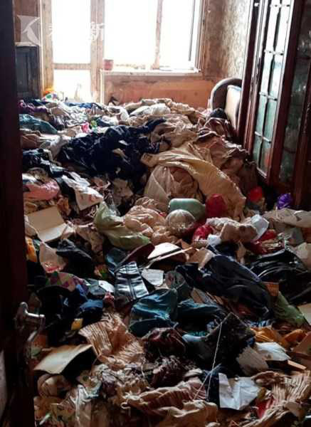 Người mẹ ác độc đối đãi tệ bạc với con gái ruột bị khuyết tật bẩm sinh, nhẫn tâm bán đứa trẻ chỉ để đổi lấy món đồ rẻ tiền-2