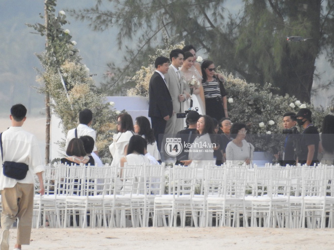 Đám cưới Đông Nhi và Ông Cao Thắng: Chú rể xúc động nói Cảm ơn em đã dành hết Thanh Xuân của mình cho anh... Anh Yêu Em...-25