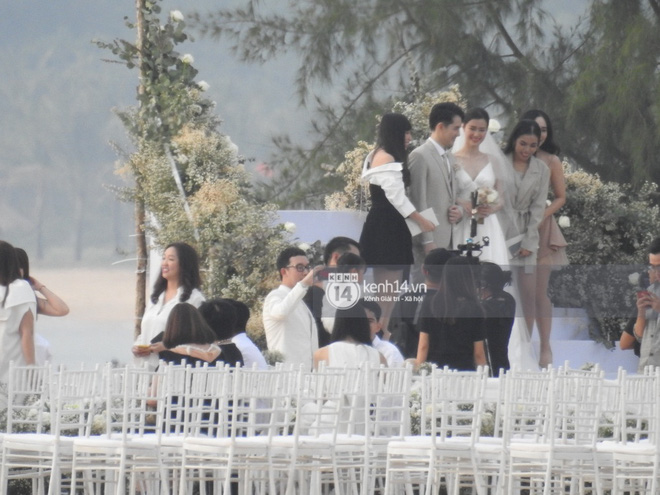 Đám cưới Đông Nhi và Ông Cao Thắng: Chú rể xúc động nói Cảm ơn em đã dành hết Thanh Xuân của mình cho anh... Anh Yêu Em...-26