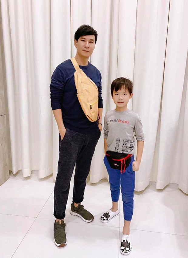 Không chỉ học 4 ngoại ngữ, con trai 8 tuổi của Lý Hải - Minh Hà còn viết chữ đẹp như mẫu in, nhưng tiết lộ sau đó càng bất ngờ-3