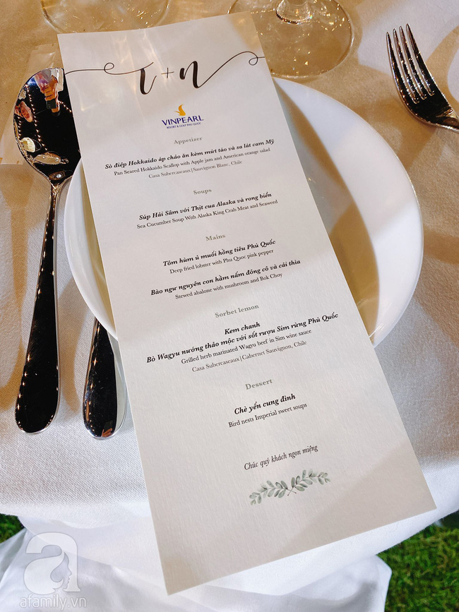 Choáng với thực đơn siêu sang chảnh được dùng để Đông Nhi và Ông Cao Thắng thiết đãi 500 khách mời-1