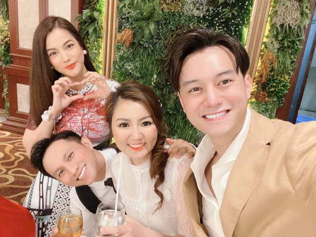 Sau thời gian bị đồn hẹn hò, Trương Ngọc Ánh lại xuất hiện bên cạnh diễn viên Sống chung với mẹ chồng Anh Dũng-2