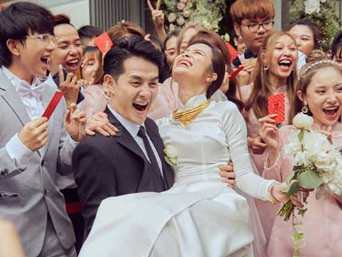 Clip Noo Phước Thịnh ôm Đông Nhi khóc nức nở: Tao không muốn gặp mày lúc này nhưng tao rất mong mày hạnh phúc... xin lỗi-2