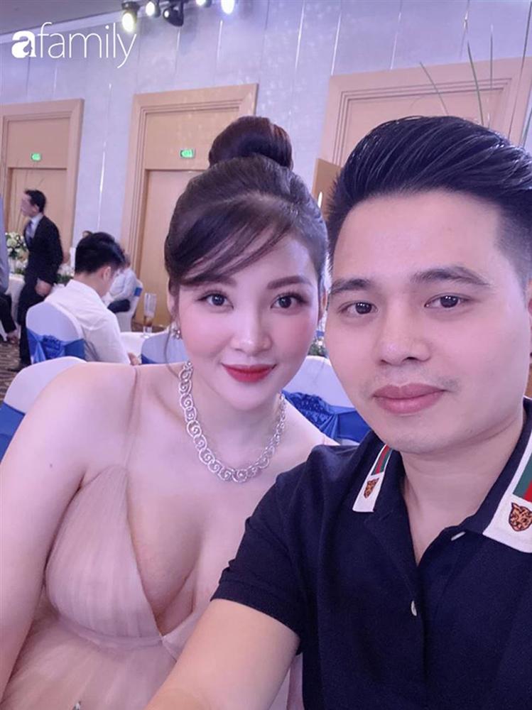 Hé lộ bất ngờ về cuộc sống sau đám cưới của cô dâu ở trong lâu đài 7 tầng, của hồi môn 200 cây vàng, kinh ngạc nhất chính là nhan sắc-9